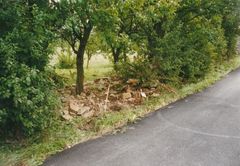 škody u čp. 53 (Klímovi) a kamenný plot u silnice směrem k čp. 53 a 85 (Babůrkovi)